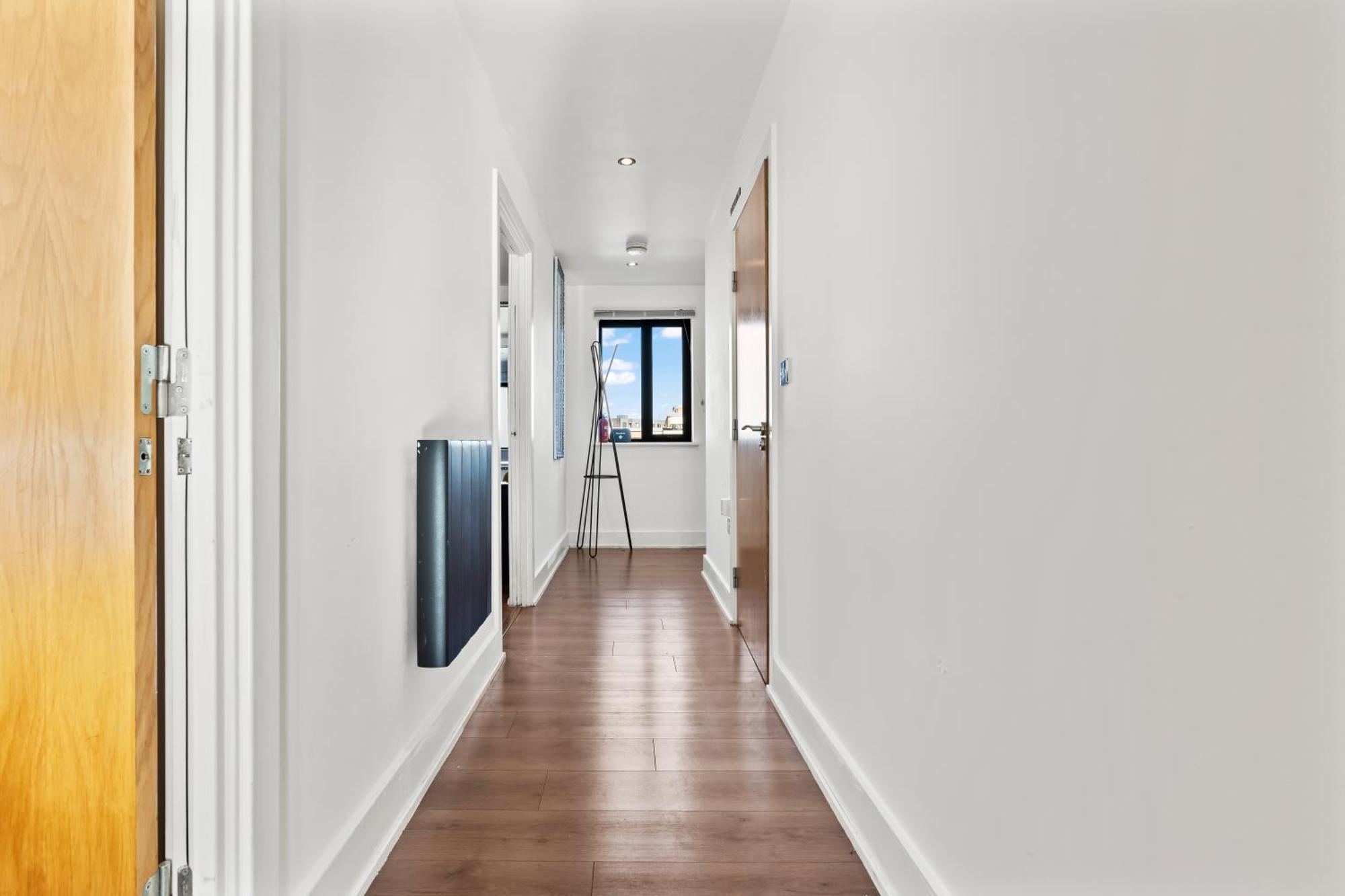 Apartment Arraeluxe, 2 Bedrooms 2 Bath Sleeps 5, Parking, Location By Utilita Arena, Icc, Broad Street, Brindley Place And Legoland Birmingham